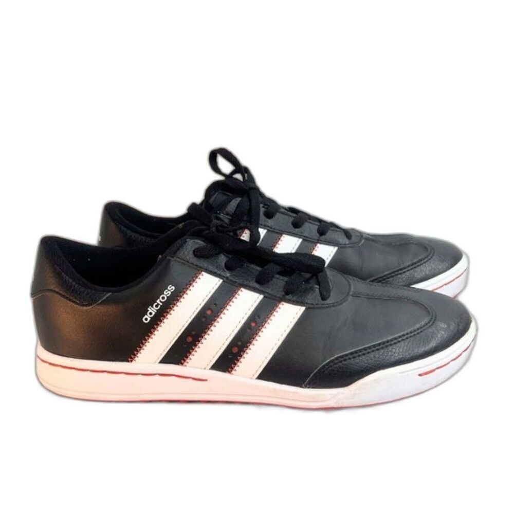 Adidas Kids soccer golf Adicros leathers Sneakers Size 4.